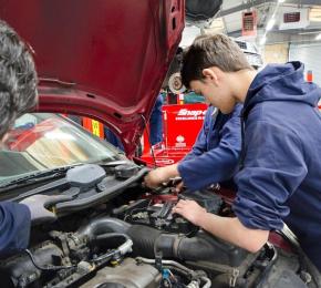 Việc Làm Ô Tô Bến Tre – Dương Auto Spa Tuyển Dụng Kỹ Thuật & Học Viên Nghề Thu Nhập Hấp Dẫn