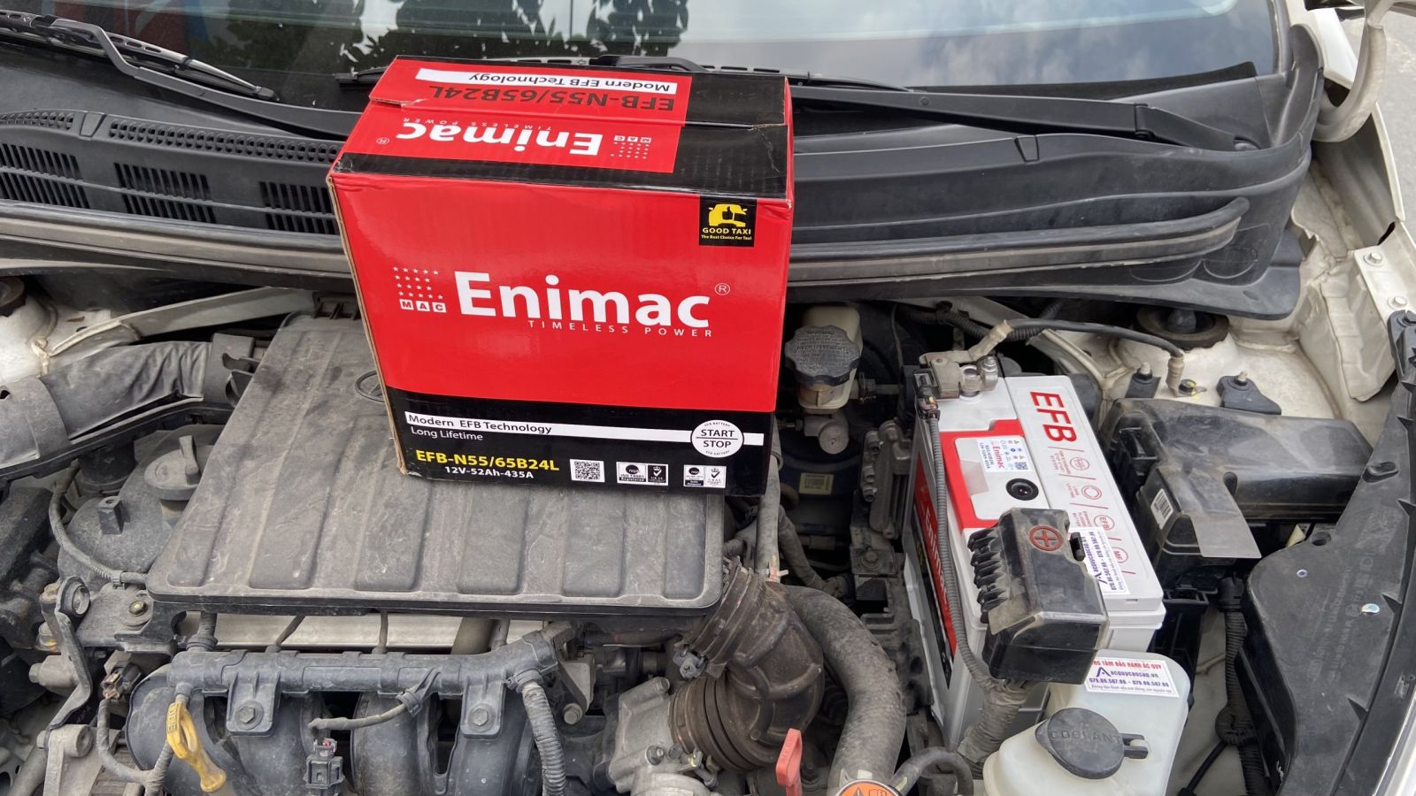 thay ắc quy Enimax ô tô tại Dương Auto Spa