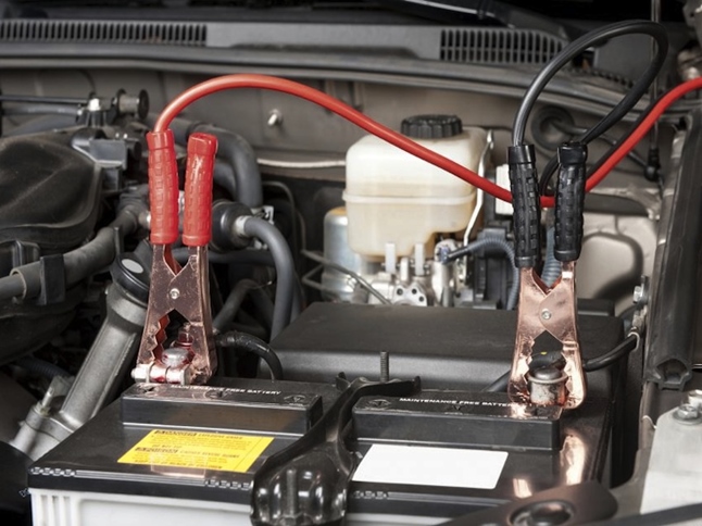 Kích bình ô tô Bến Tre chuyên nghiệp tại Dương Auto Spa
