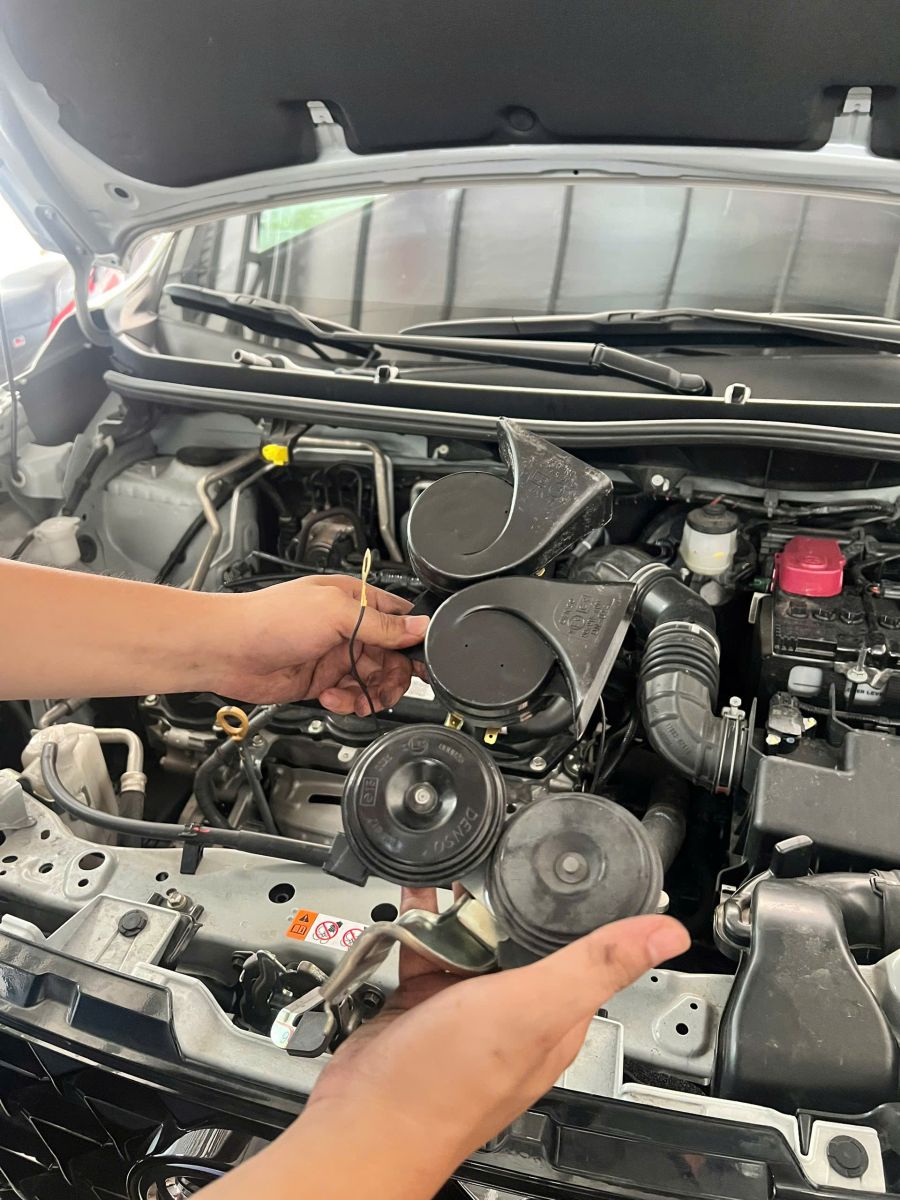 Quy trình độ kèn ô tô chuyên nghiệp tại Dương Auto Spa