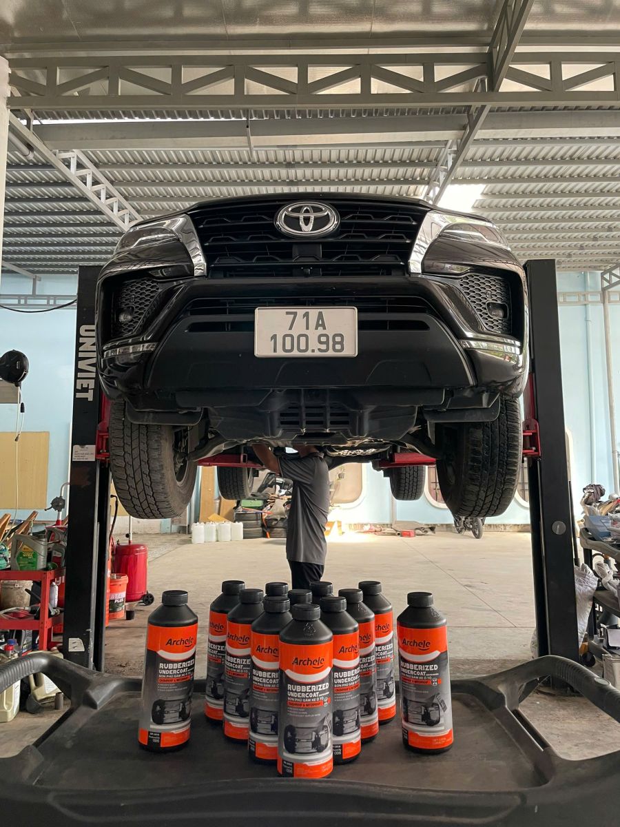 Phủ gầm ô tô Bến Tre chuyên nghiệp tại Dương Auto Spa